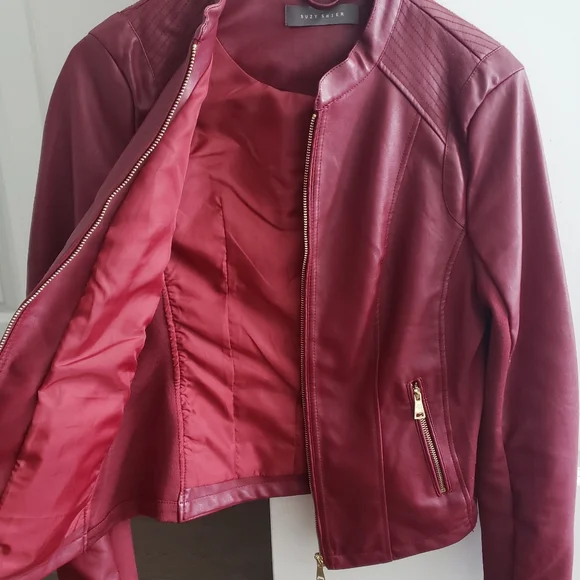 Jacket - Picture 2 of 4